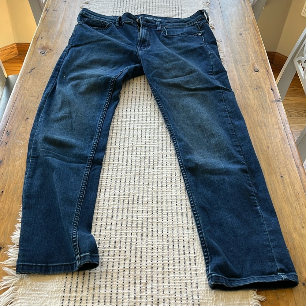 Calvin Klein Jeans Slim Boyfriend dark wash jeans!